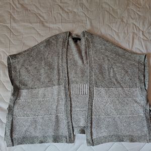 Gray Short Sleeve Sweater